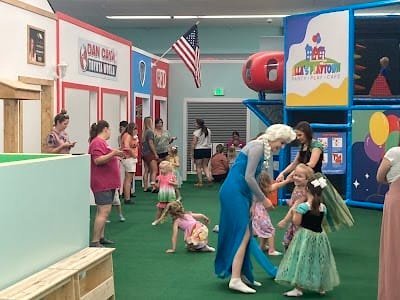 Play cafe in Clarksburg Ellas Playtown 1