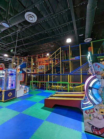 Play cafe in Riverside Luv 2 Play Riverside 1